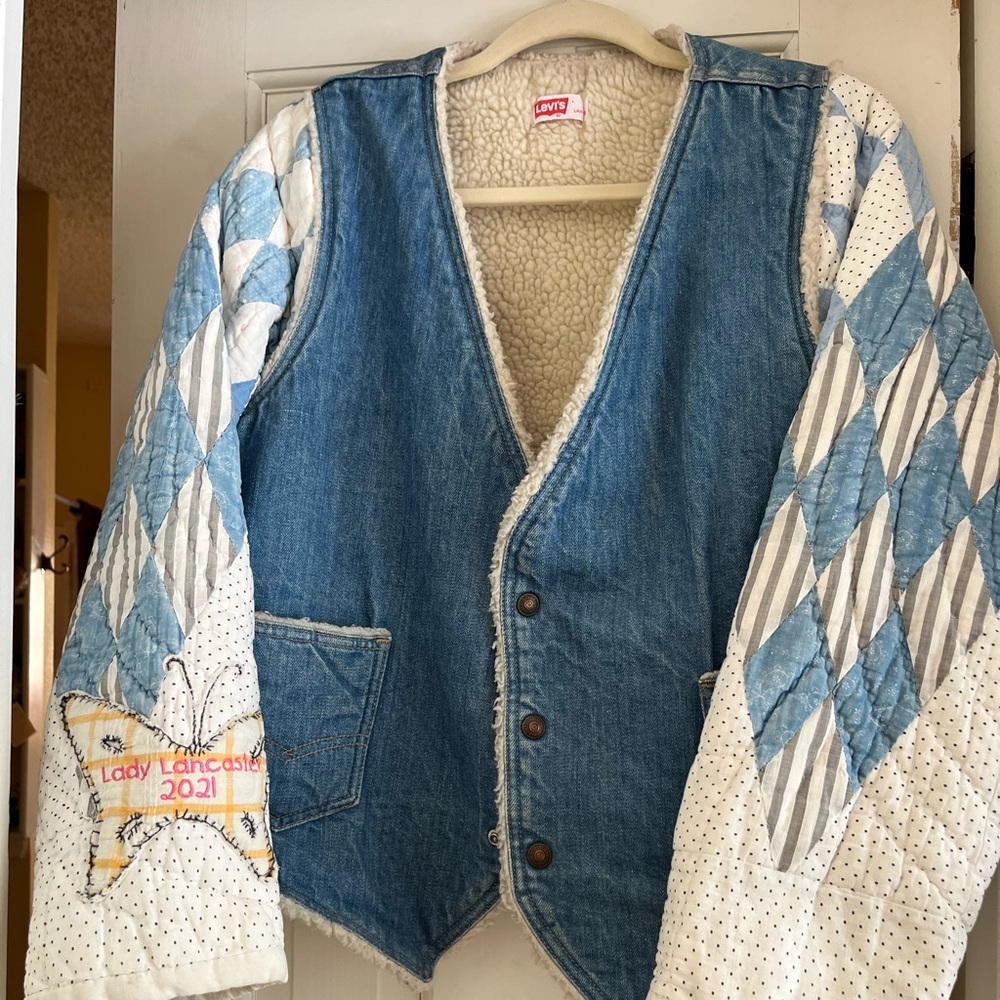 Lady Lancaster jacket with quilted sleeves